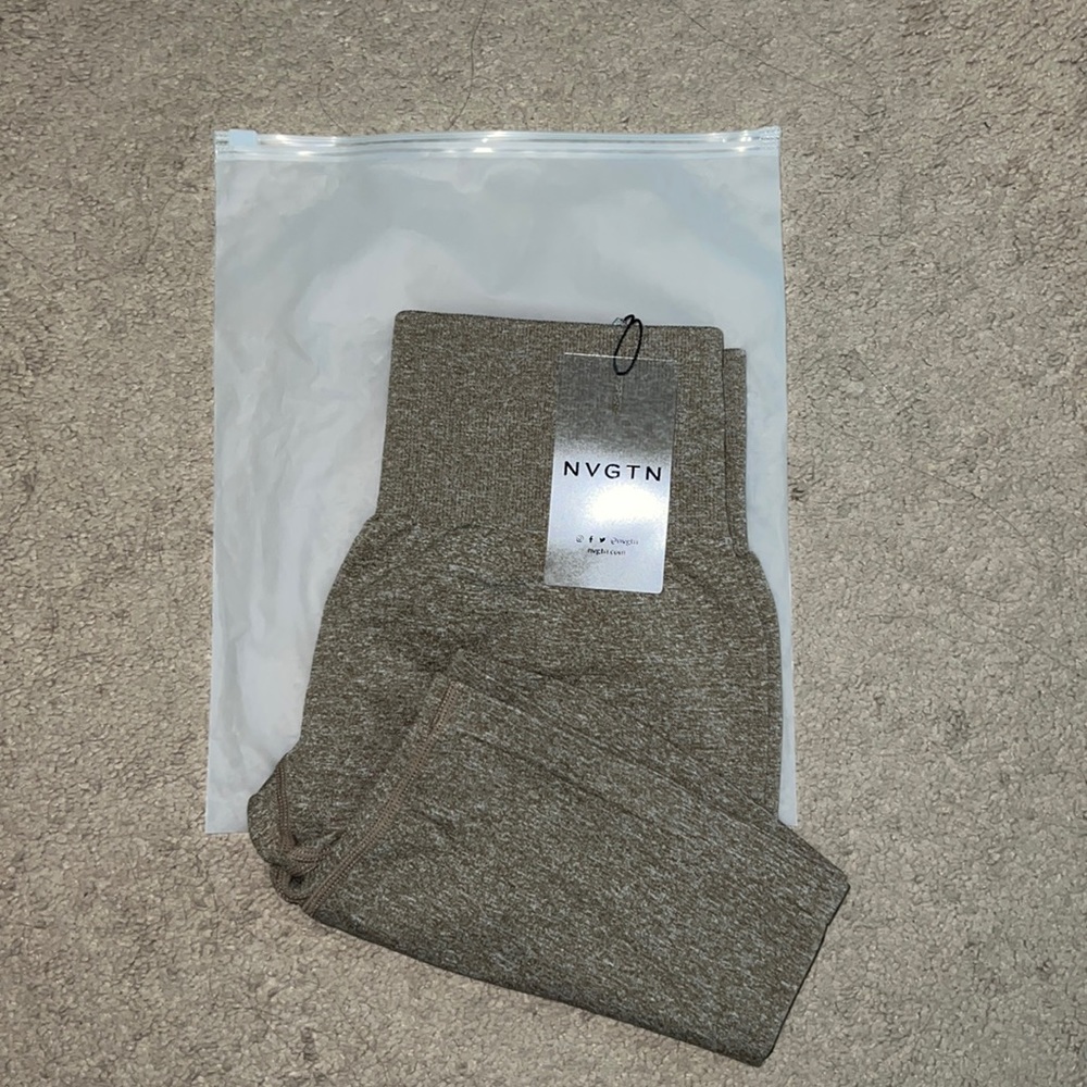 NVGTN Scrunch Seamless Shorts